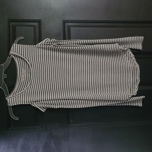 Hollister Long Sleeve Cold Shoulder Knit Top Sz S. Blk/Wht Stripes